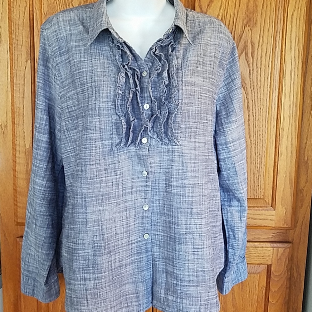 Ruffle front chambray shirt large